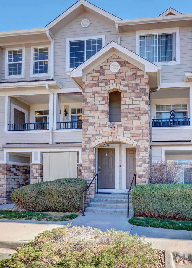 Building Photo - $2,025.00, 2 bed, 2 bath Condo with detach... Unit G716