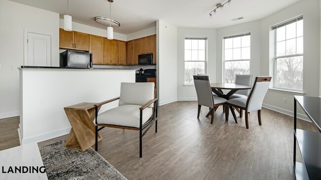 Photo - 909 Mansion Dr Unit 750-407