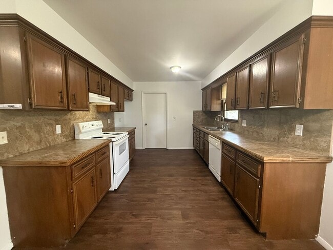 Photo - LOCATION! Check out this spacious 3 bedroom with 2.5 baths!