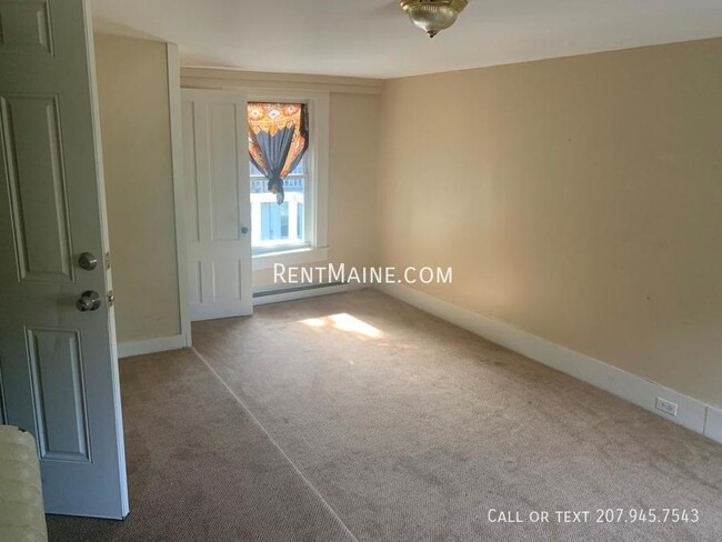 Photo - 96 Grove St Unit 3