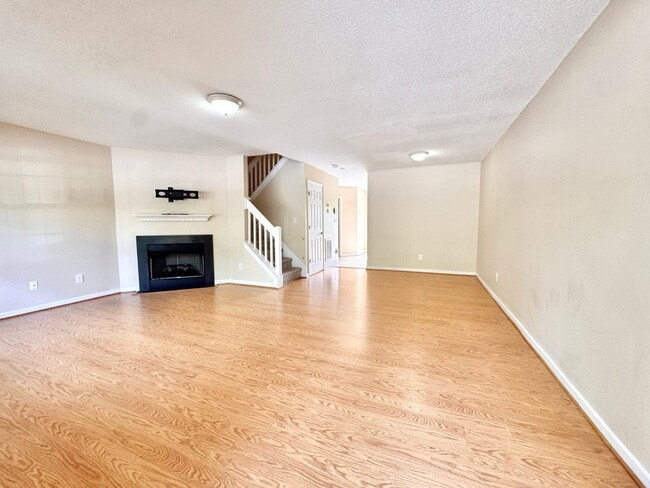 Photo - 4437 Carly's Way