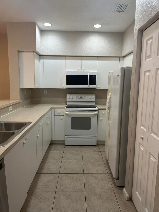 Photo - 2526 SW 83rd Terrace