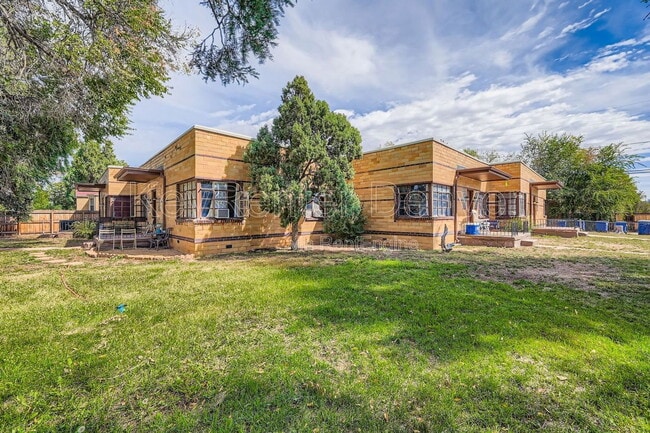 Photo - 4825 W 14th Ave