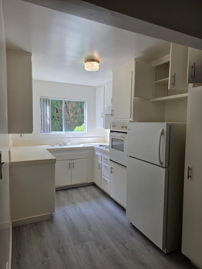 #13 kitchen