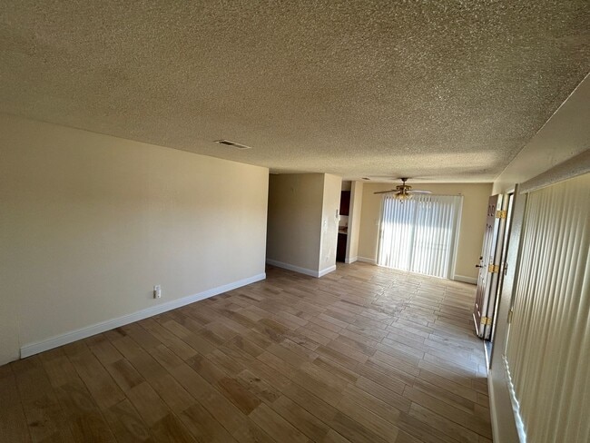 Photo - Spacious and upgraded 2 bedroom 1 bath, unit in Villa Verde Condominiums.