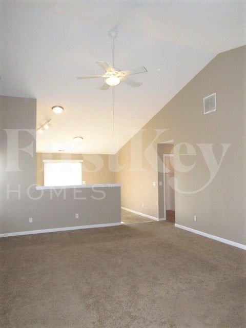 Photo - 10235 Lone Wolf Dr
