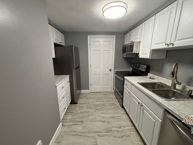 Photo - Remodeled Ground Level Condo off Rivermont Unit #20
