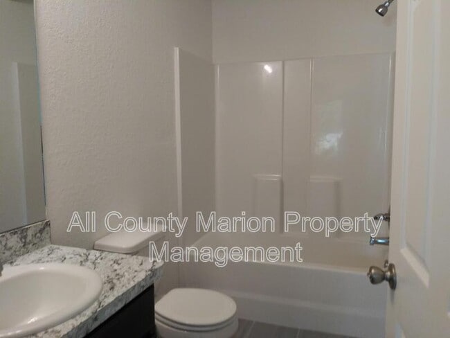 Photo - 5933 NW 59th Ct