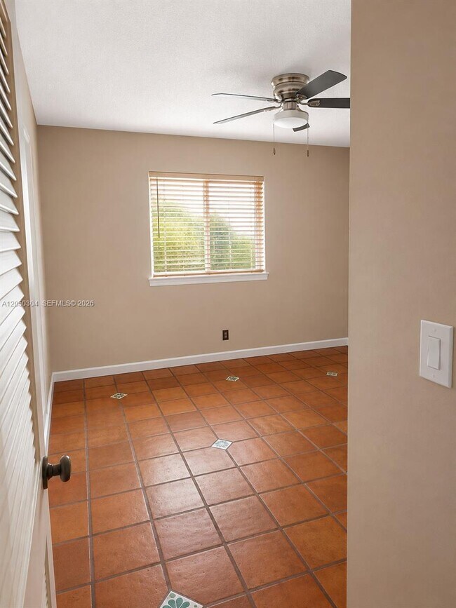 Photo - 1733 Mayo St Unit 7