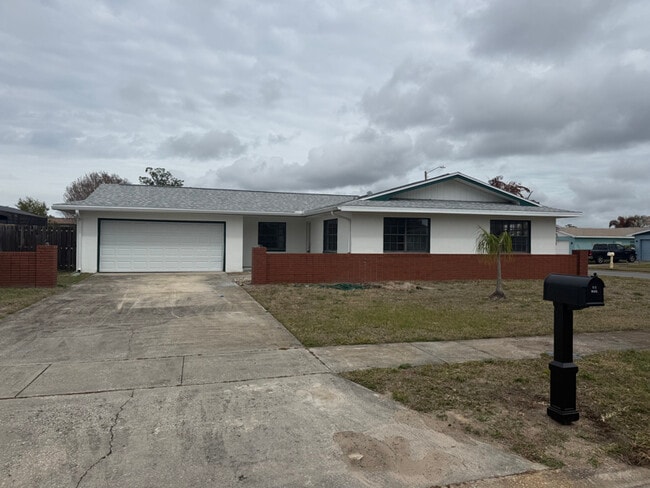 Photo - 168 Las Palmas