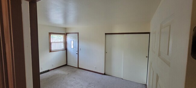 Photo - 5857 S Indiana Ave Apartment Unit Lower