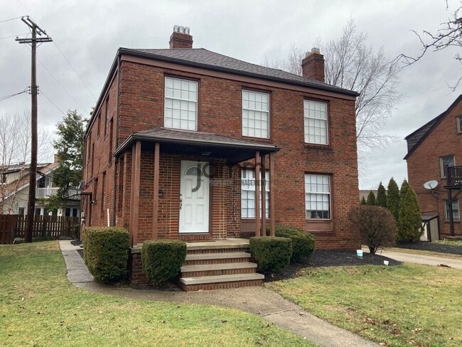 Building Photo - 17724 Hilliard Rd