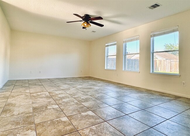 Photo - 5906 Llano Creek Dr