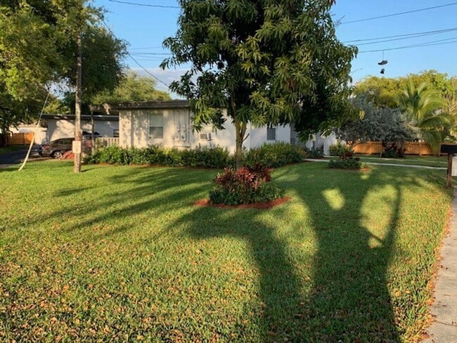 Photo - 5819 Polk St Hollywood, FL 33021