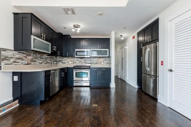 Photo - 704 Grand St Condo Unit 12