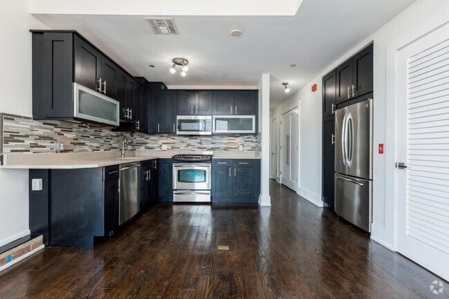 Building Photo - 704 GRAND St Unit 12 Rental