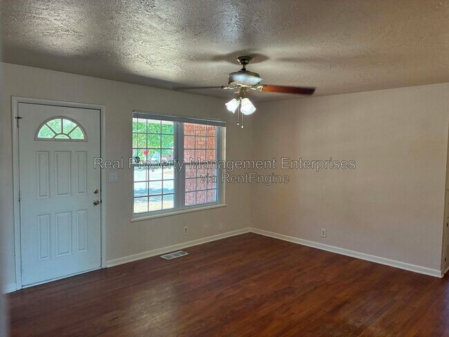 516 Inwood Dr