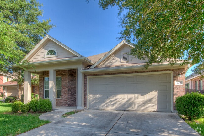Building Photo - Quality home on cul-de-sac in quiet commun...
