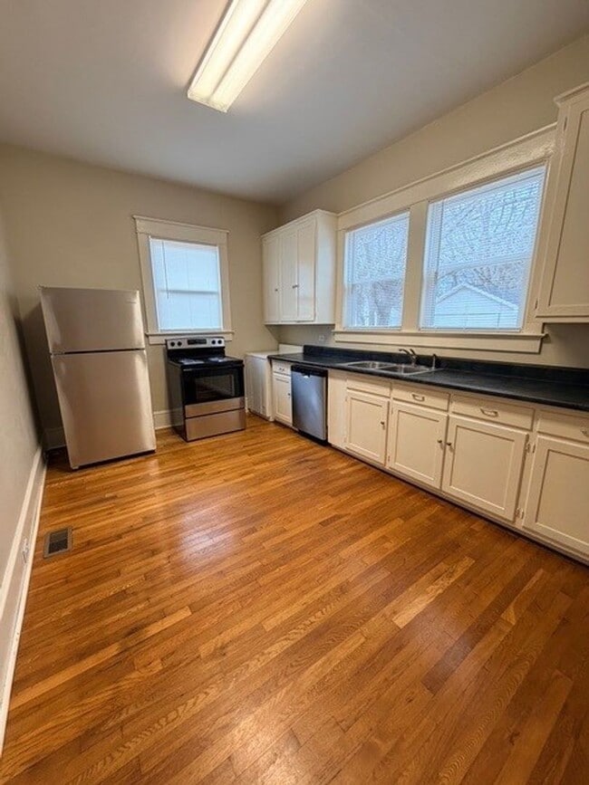 Photo - 750 Truett Ave Unidad 750 Truett Ave