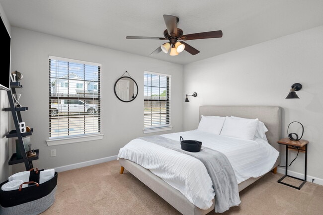 Reserve on Sabine Apartments