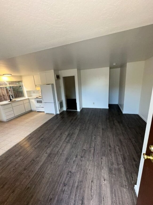 Photo - Torrano/DUPLEX Unit 996