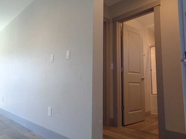 Photo - 1364 Northern Heights Loop NE