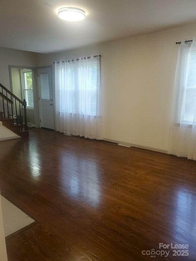 Photo - 3405 Erinbrook Ln