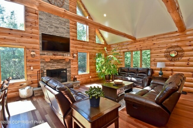Photo - 232 Maloney Ln