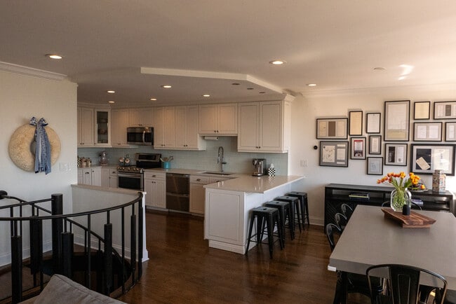 Photo - 2754 N Hampden Ct Unit 2106