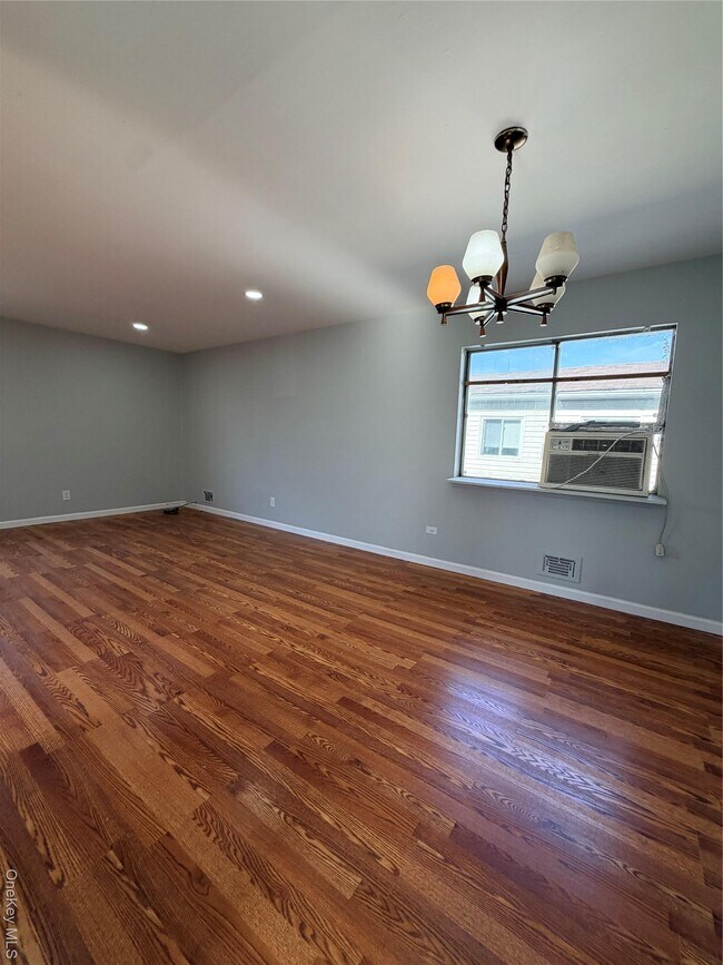 Photo - 153-16 110th Rd Unidad 2