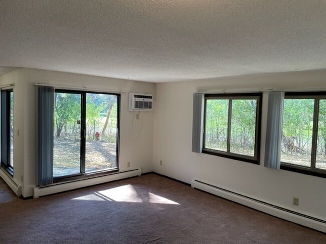 Photo - Shadow Green Apartments