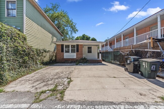 Photo - 41 Rose Ln