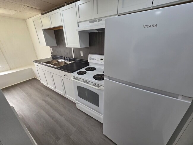 Photo - 50 E Main St