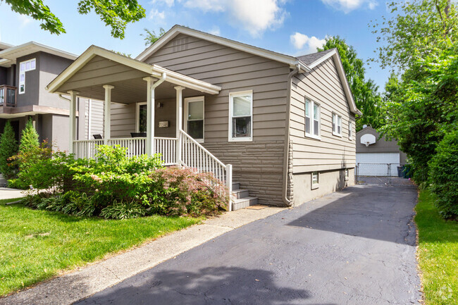 Building Photo - 1348 Ruffner Ave Rental