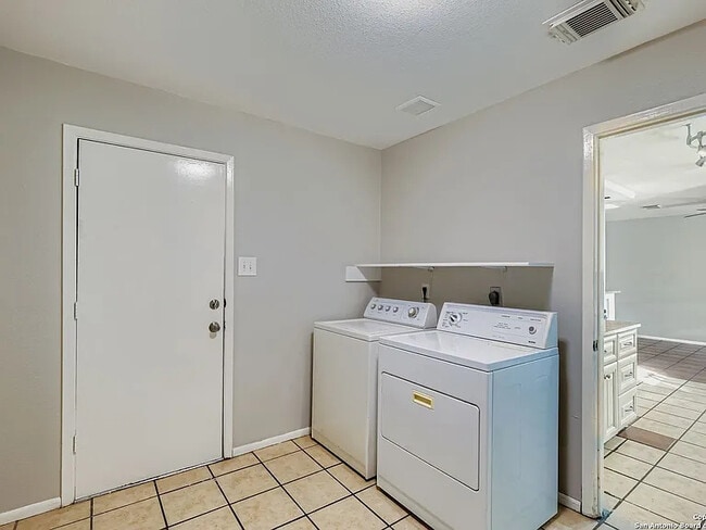 Photo - 5934 Summer Fest Dr