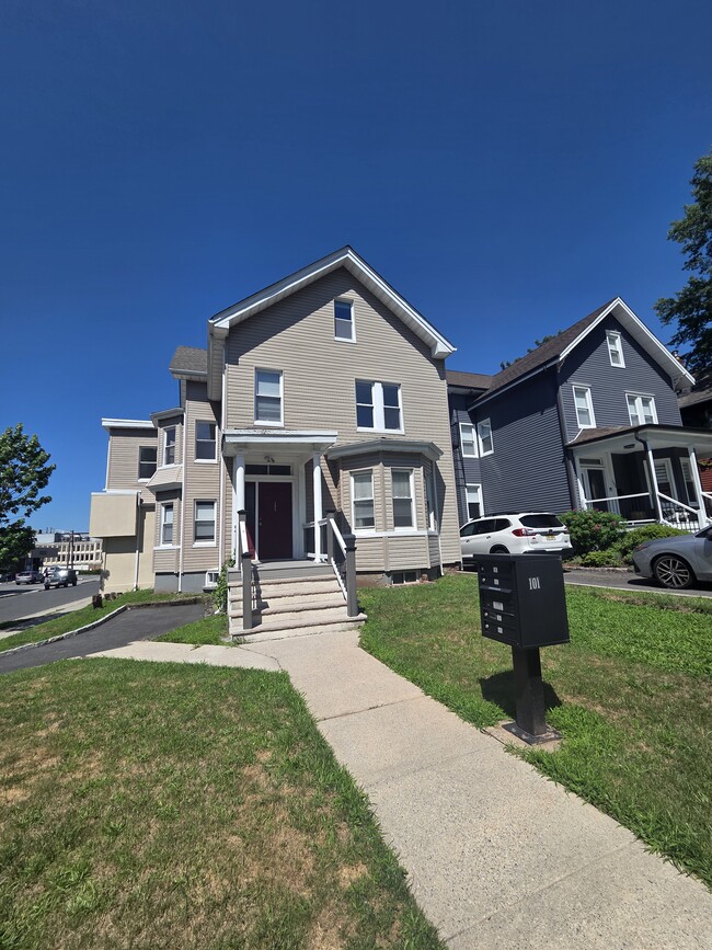 101 2nd St Unidad 101 2nd St Unit 2