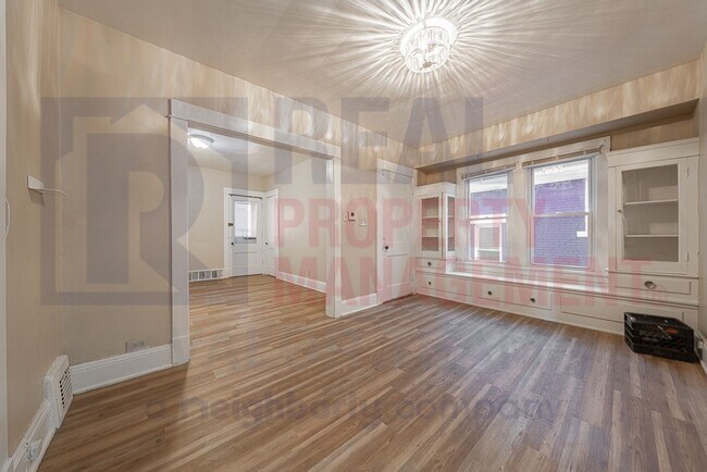 Photo - 1742 Clarkstone Rd Unit Upper