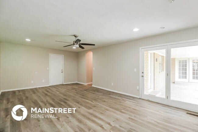 2509 NW 119th St