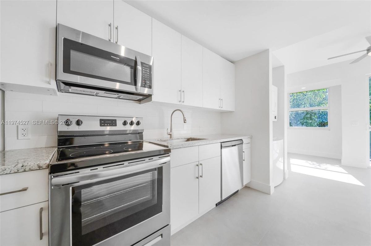 Photo - 1536 NW 15th Ave