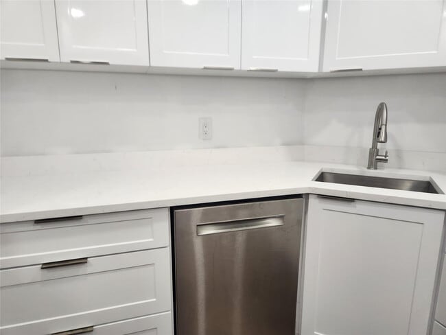 Photo - 3700 Galt Ocean Dr Unidad 1502