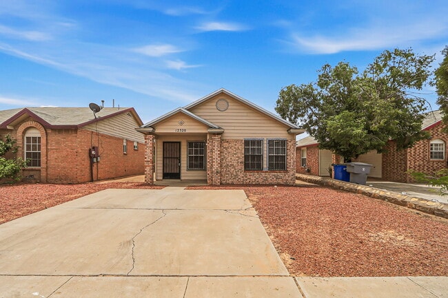 Building Photo - 12320 Robert Dahl Dr