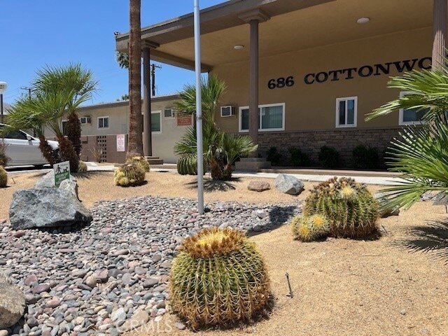 Building Photo - 686 E Cottonwood Rd Unit 6