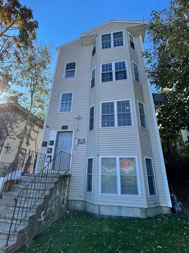 Building Photo - 69cli Unit 4 Rental