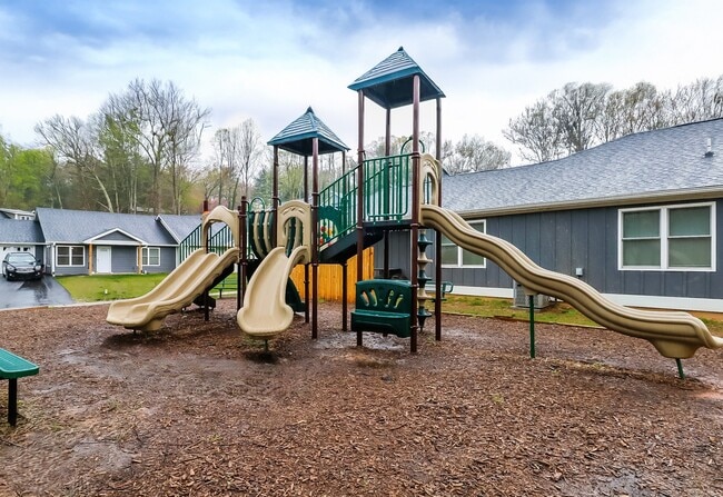 Photo - 512 Sycamore Br Rd