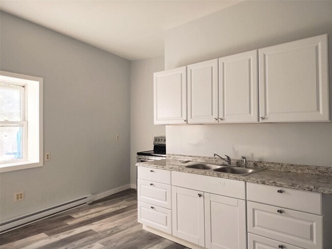 Building Photo - 190 Mill St Unit 1 Rental