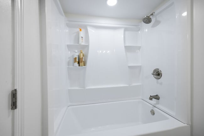 Photo - 7218 Monument Ave Unit 1