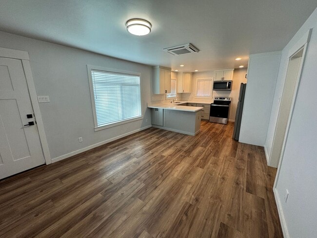 Photo - NICE UNIT WITH 2 BED 1 BATH IN GREAT LOCATION IN AUBUN!