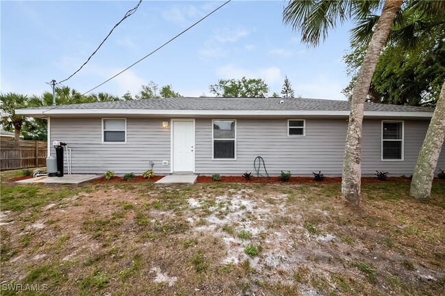 Building Photo - 4816 Pompano Rd Rental