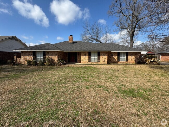 Building Photo - Gorgeous 3 bedroom home in Bossier