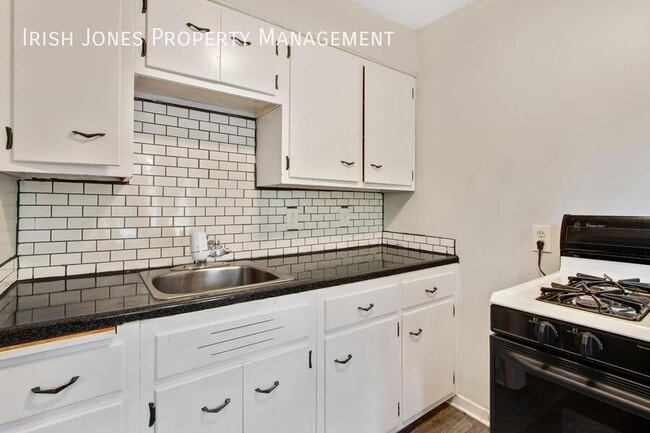 Photo - 24 Red Jacket Pkwy Unit Apt. 2